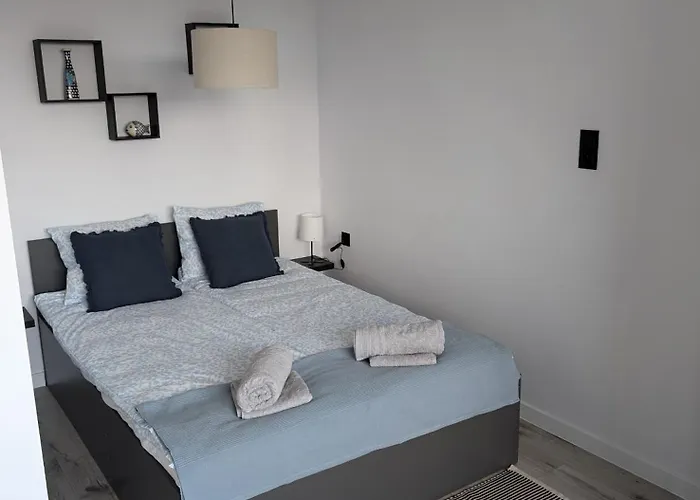 Apartament 16